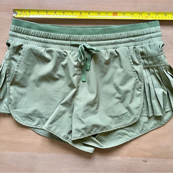 Women's JoyLab Khaki High-Rise Pleated Side Athletic Shorts - Picture 8 of 10
